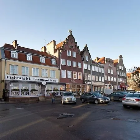 Apartment Dom & House - Targ Rybny *